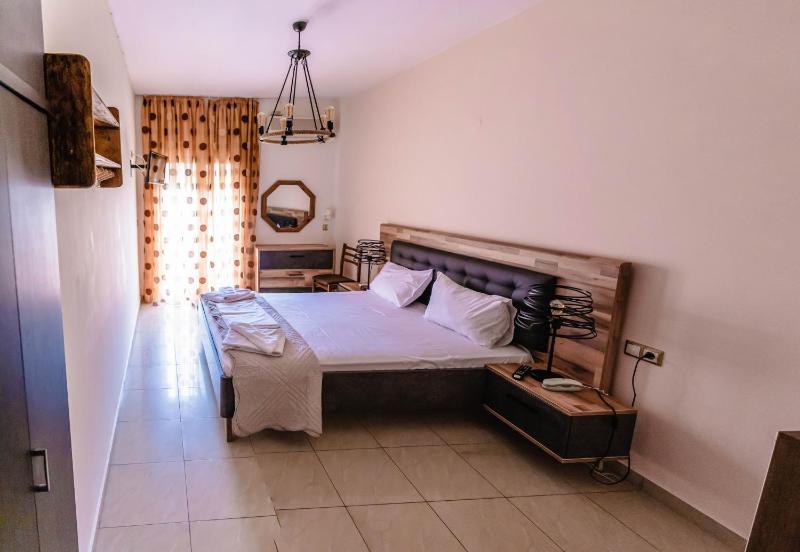 Superior Double or Twin Room image 4