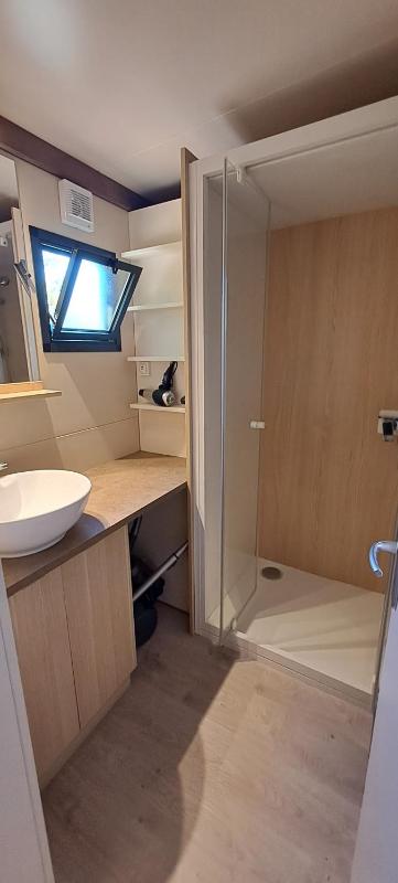 Two-Bedroom Chalet image 4
