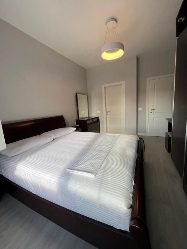 Tirana Gallery Apartment - City Center View - image 5