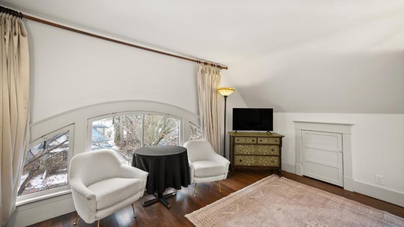 Junior Suite image 3