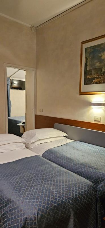 Superior Triple Room image 1