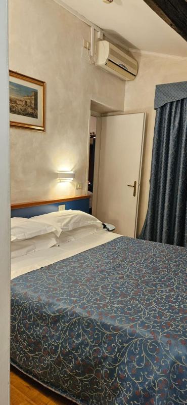 Family Room (2 Adults + 2 Children) image 2