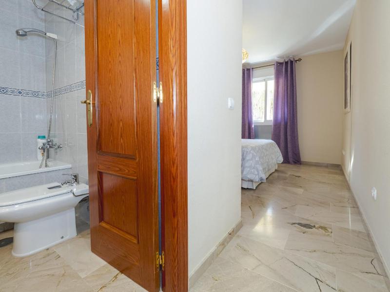 Cubo's Urban Brigitte Torremolinos & Parking - image 34