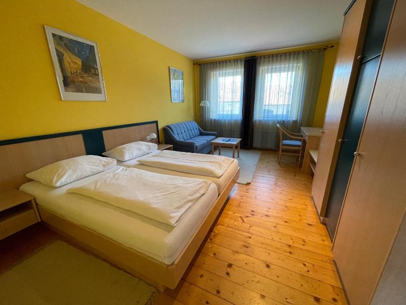 Comfort Double Room image 4
