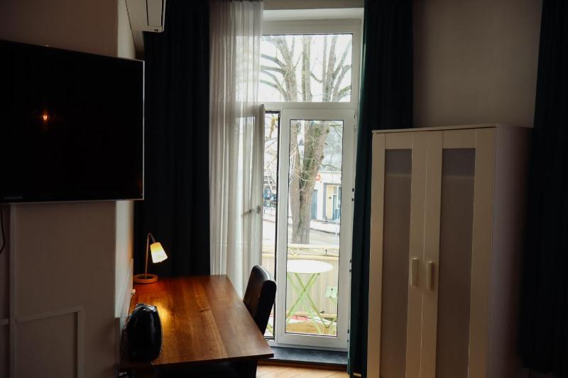 Deluxe Double Room image 4