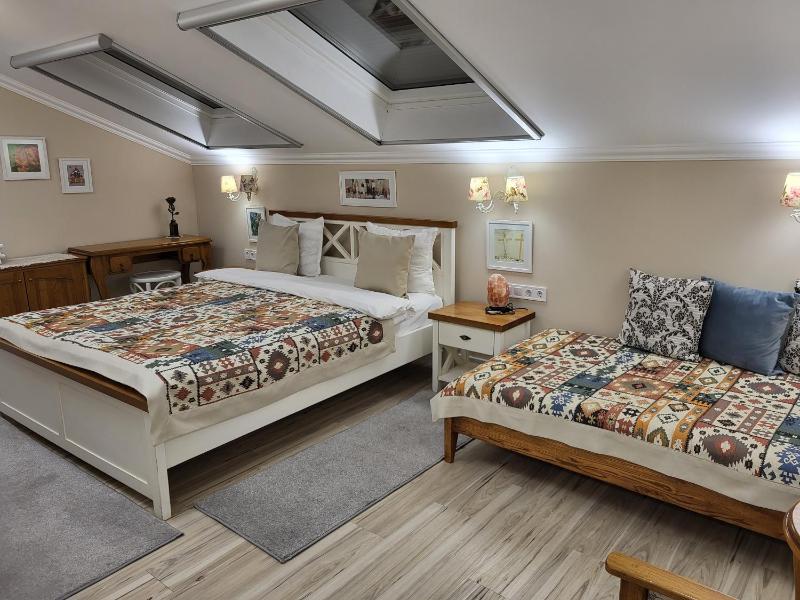 Hotel Odeon - image 32