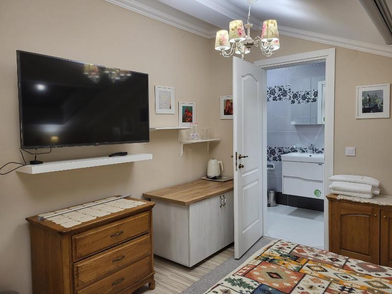 Hotel Odeon - image 33