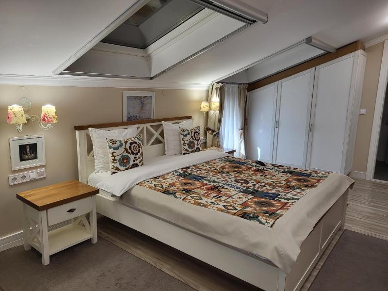 Hotel Odeon - image 16