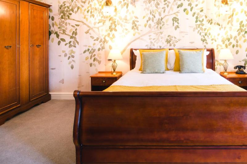 Standard Single Room image 3