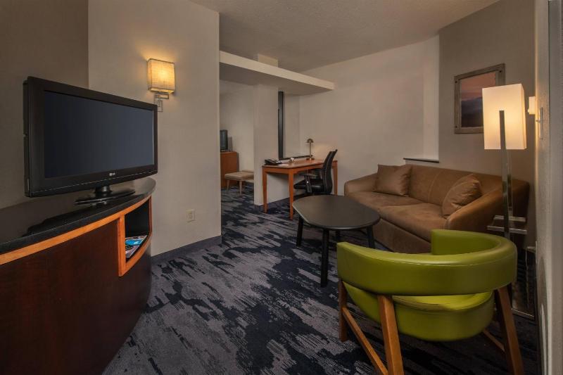 Queen Studio with Sofa Bed image 1
