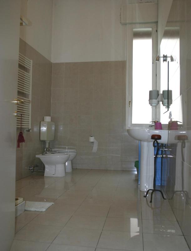 Triple Room with Internal Private Bathroom image 3