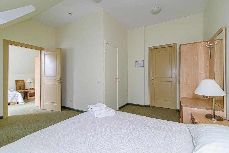 Quadruple Room image 3