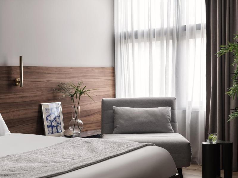 Superior Suite image 4