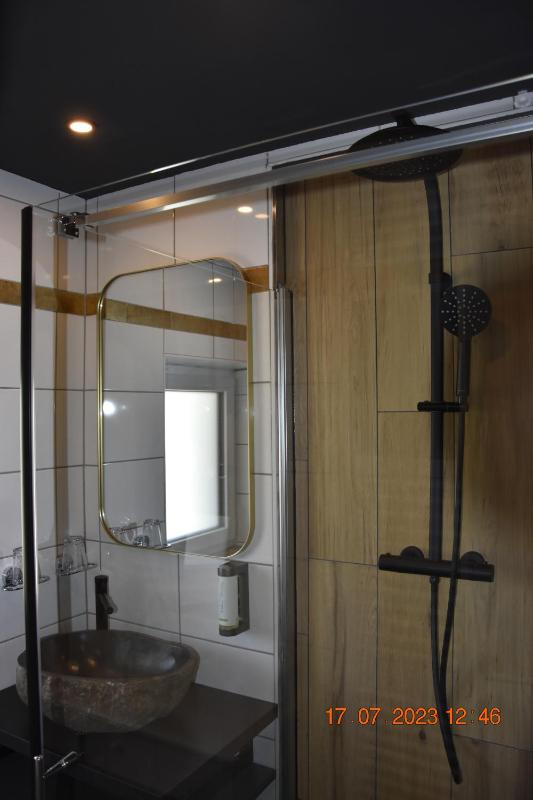Suite Rosenholz image 4