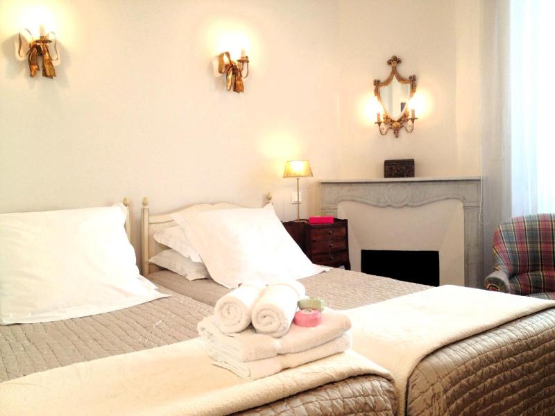 Standard Two-Bedroom Apartment image 3