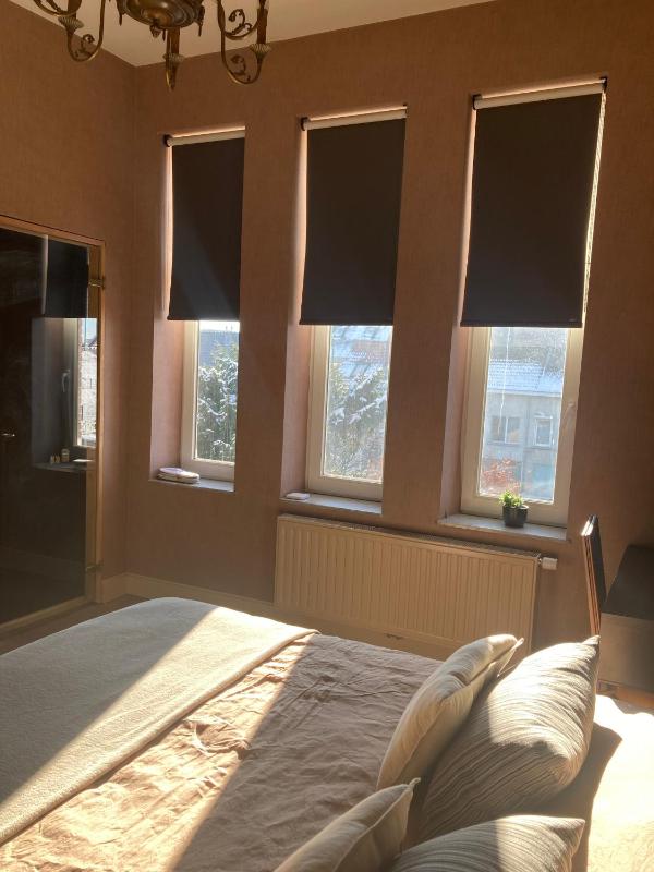 Twin Room with Shower image 3