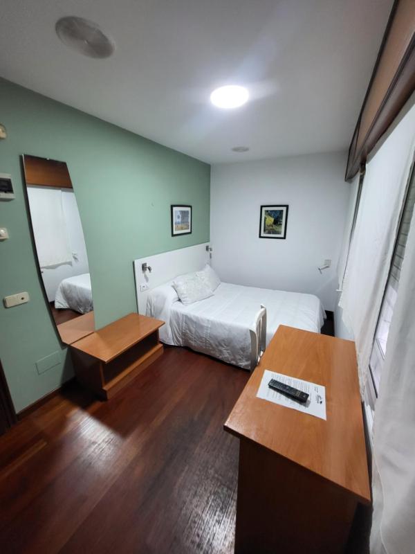 Double Room image 1