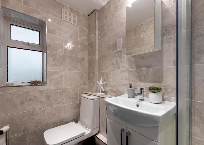 Apartment - Ground Floor image 4