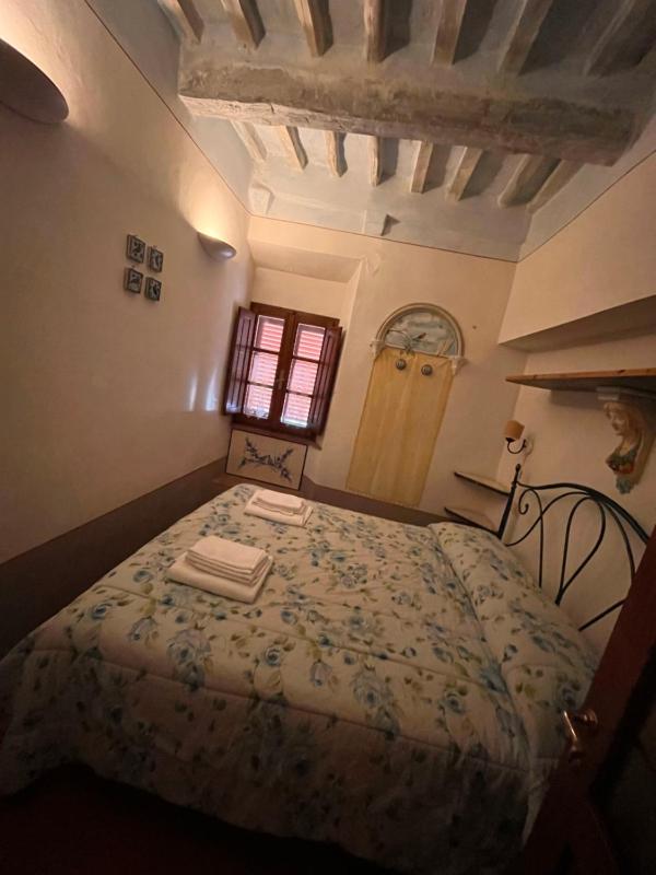 Deluxe Apartment image 2