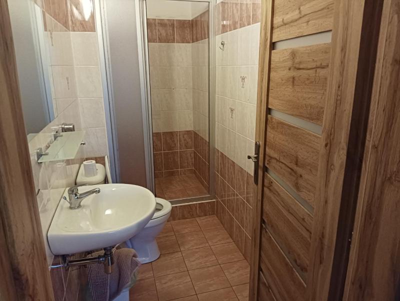 Double Room image 4