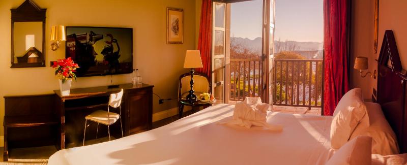 Superior Twin Room image 1