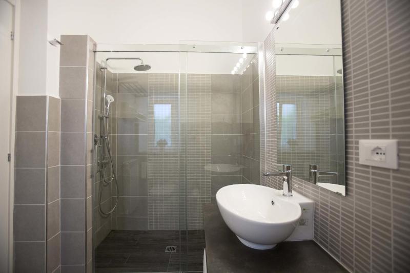 Comfort Double Room with Shower image 3