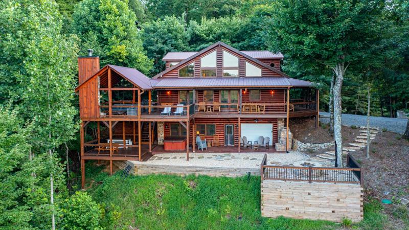 Lake Vista Lodge- Beautiful Mountain and Lake View | Hot Tub | Game Room | Firepit - image 27