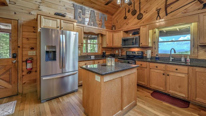 Lake Vista Lodge- Beautiful Mountain and Lake View | Hot Tub | Game Room | Firepit - image 42
