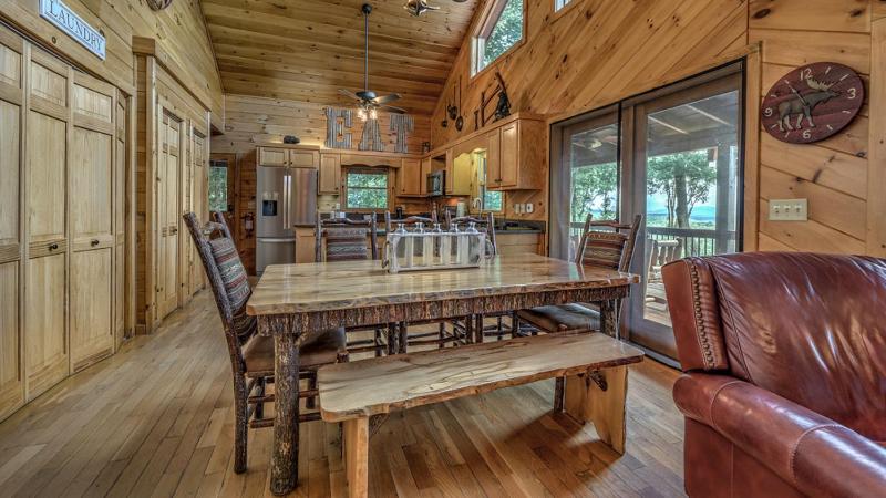 Lake Vista Lodge- Beautiful Mountain and Lake View | Hot Tub | Game Room | Firepit - image 6