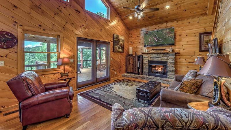 Lake Vista Lodge- Beautiful Mountain and Lake View | Hot Tub | Game Room | Firepit - image 26