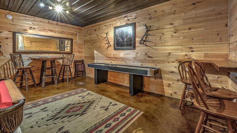 Lake Vista Lodge- Beautiful Mountain and Lake View | Hot Tub | Game Room | Firepit - image 22