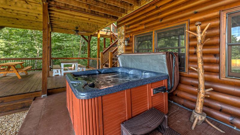 Lake Vista Lodge- Beautiful Mountain and Lake View | Hot Tub | Game Room | Firepit - image 37
