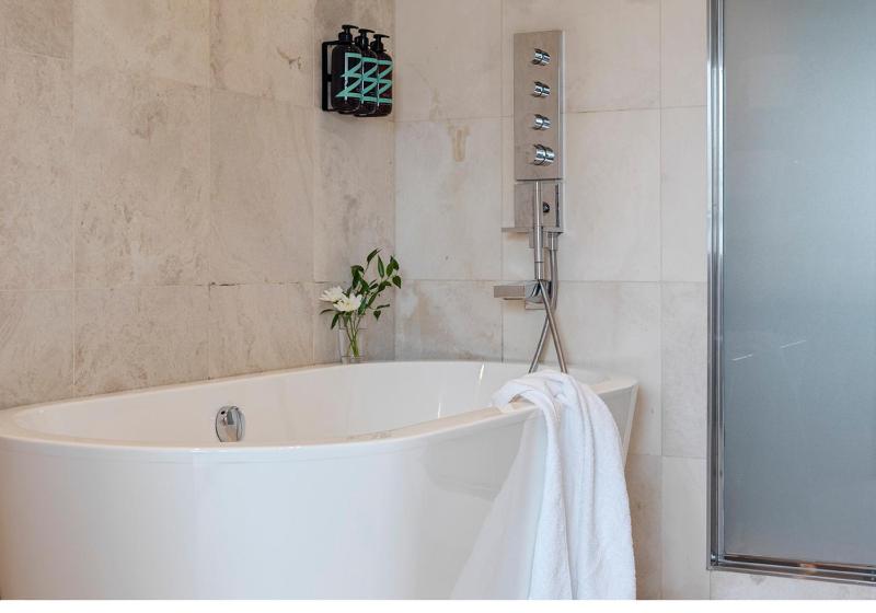 Suite image 3