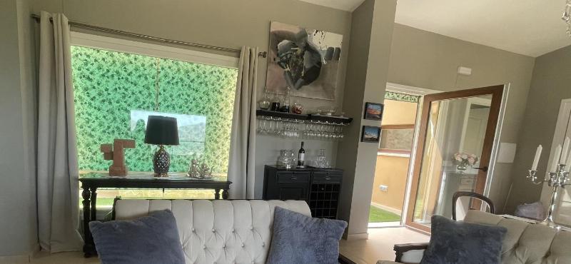 Two-Bedroom House image 3