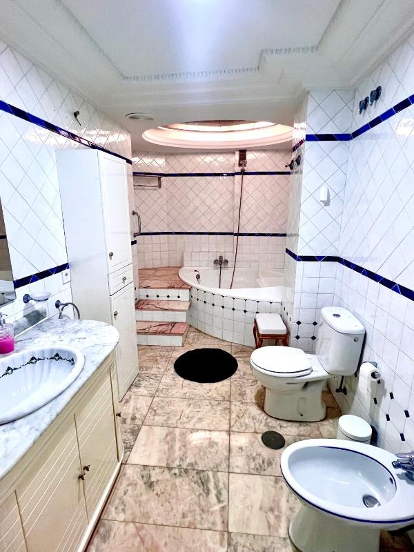 Garay Apartments - image 8