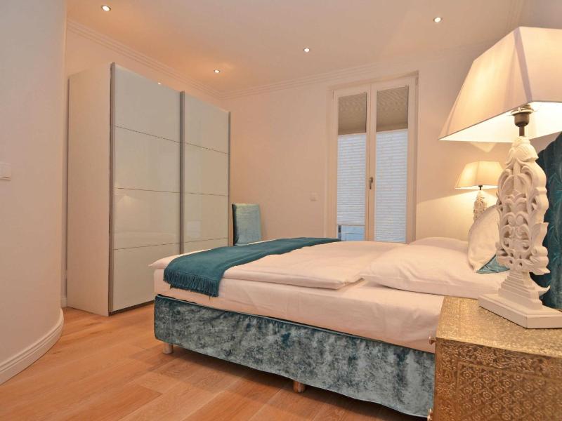 Villa Johanna in Sellin - WG 11 mit Kamin und großer Terrasse - image 2