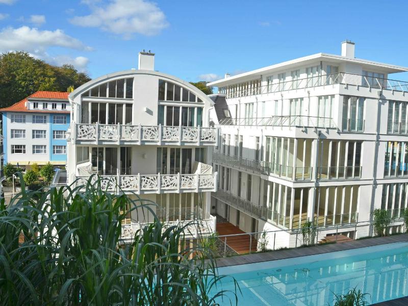 Villa Johanna in Sellin - WG 11 mit Kamin und großer Terrasse - image 35