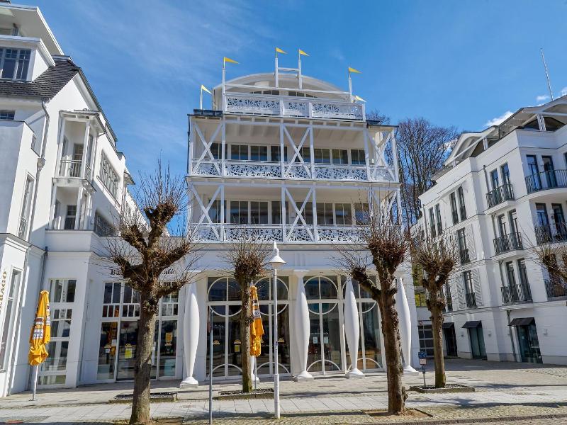 Villa Johanna in Sellin - WG 11 mit Kamin und großer Terrasse - image 42