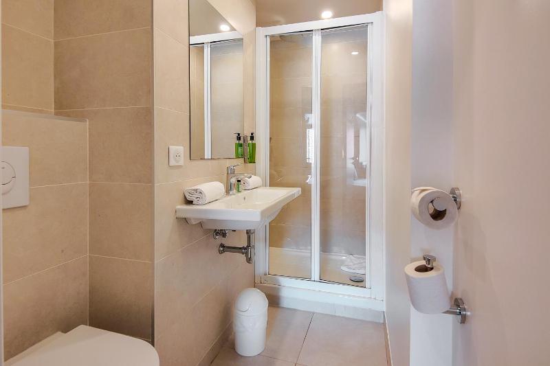 Superior Room with Notre Dame view image 2