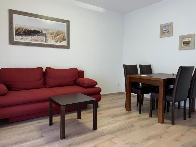 Apartment (1 Adult) image 4