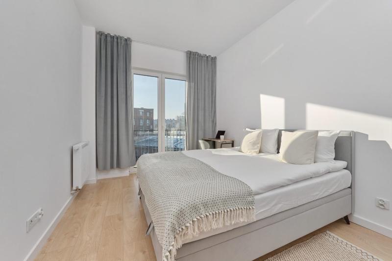 Tasteful Apartment with FREE GARAGE and Balcony by Noclegi Renters - image 22