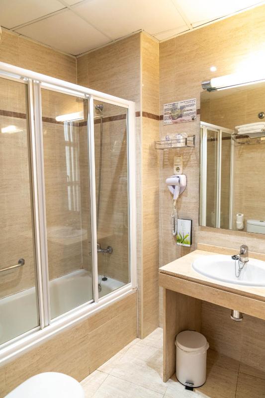 Superior Double Room image 2