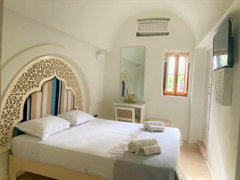 Hôtel Djerba Authentique - Au centre de Midoun Images