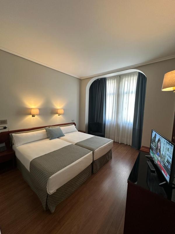 Hotel Compostela Vigo - image 37