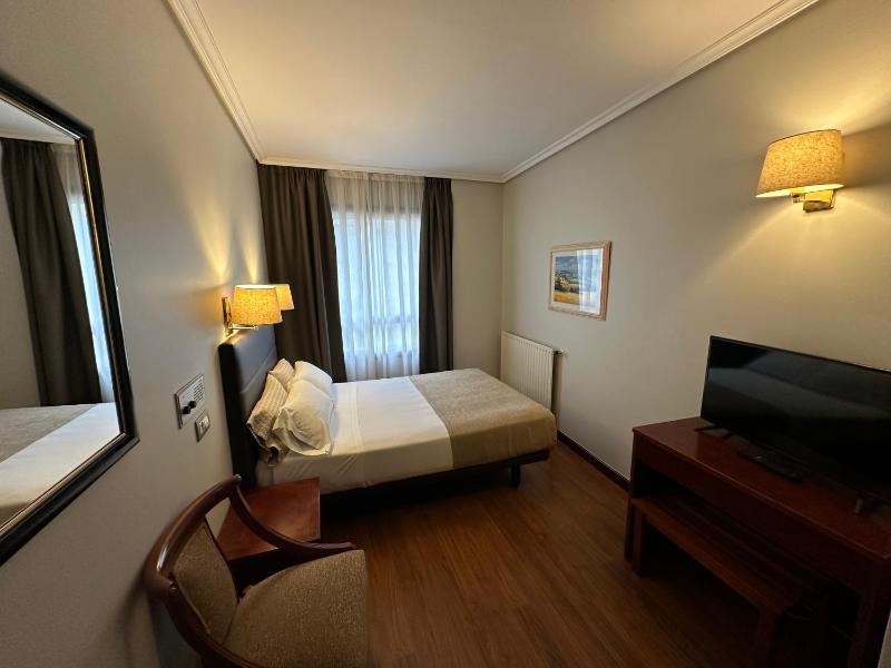Hotel Compostela Vigo - image 45
