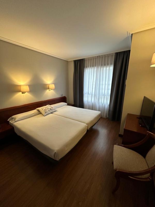 Hotel Compostela Vigo - image 49