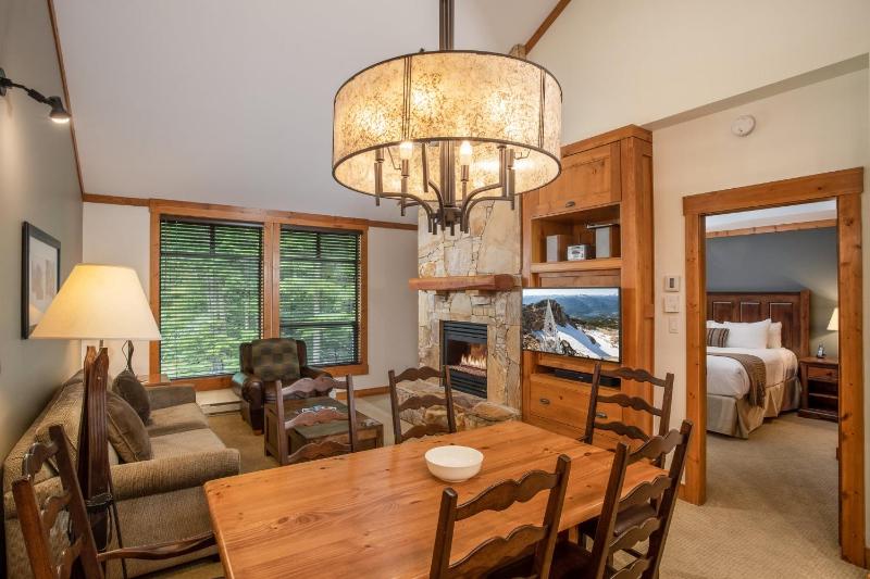 First Tracks Lodge by Lodging Ovations - image 11