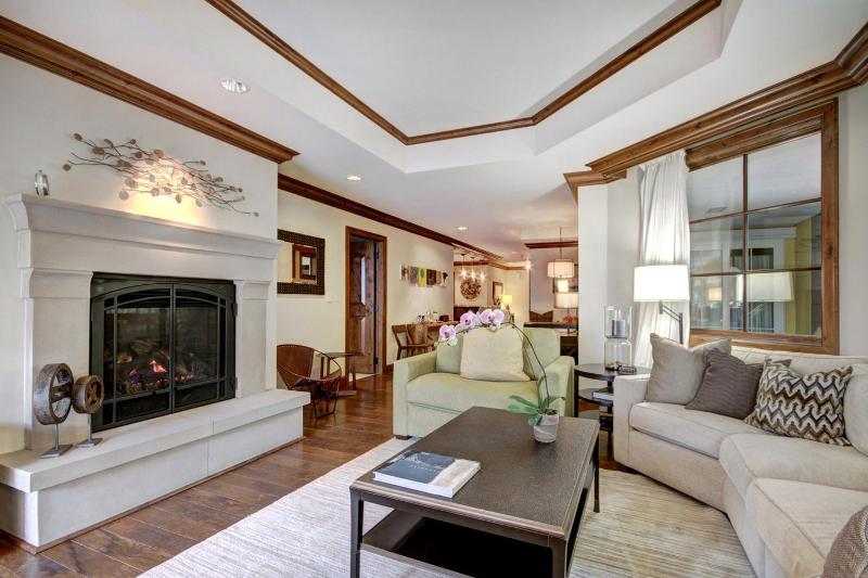 Two-Bedroom Suite image 4