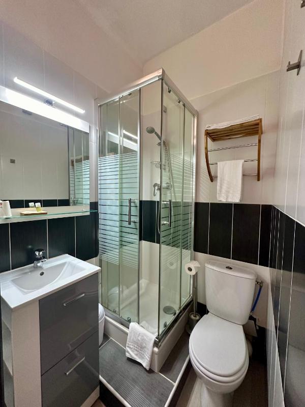 Single Room image 2