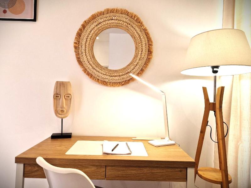 Les Capucins n°12 : APT4 pers Images